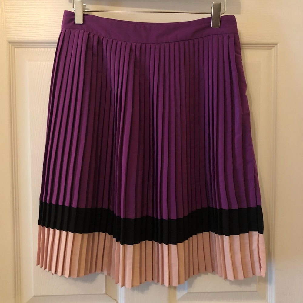 Colorblock Pleated Skirt - Sz XS
